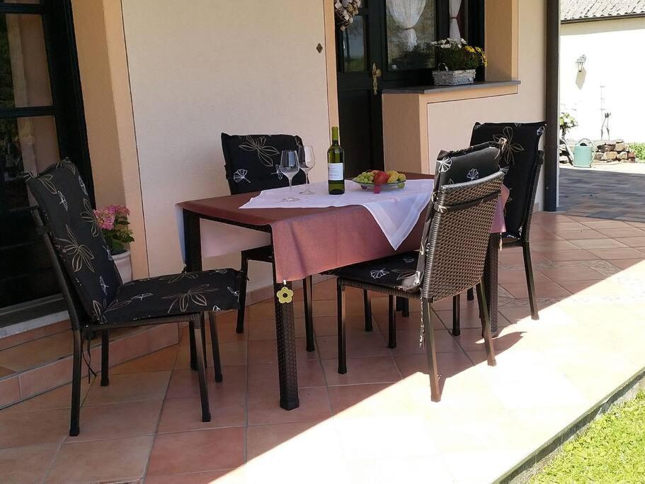 Casavitis Erholung Am Weinberg Apartment Lontzen Exterior foto